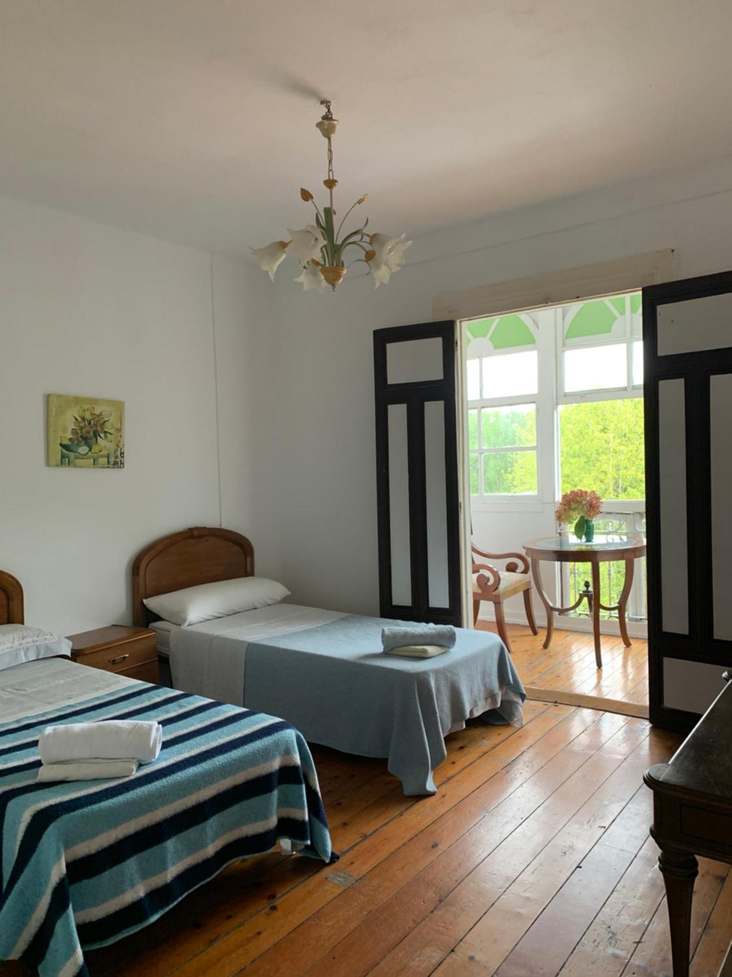 Corias Casona Junto Al Narcea Exterior foto