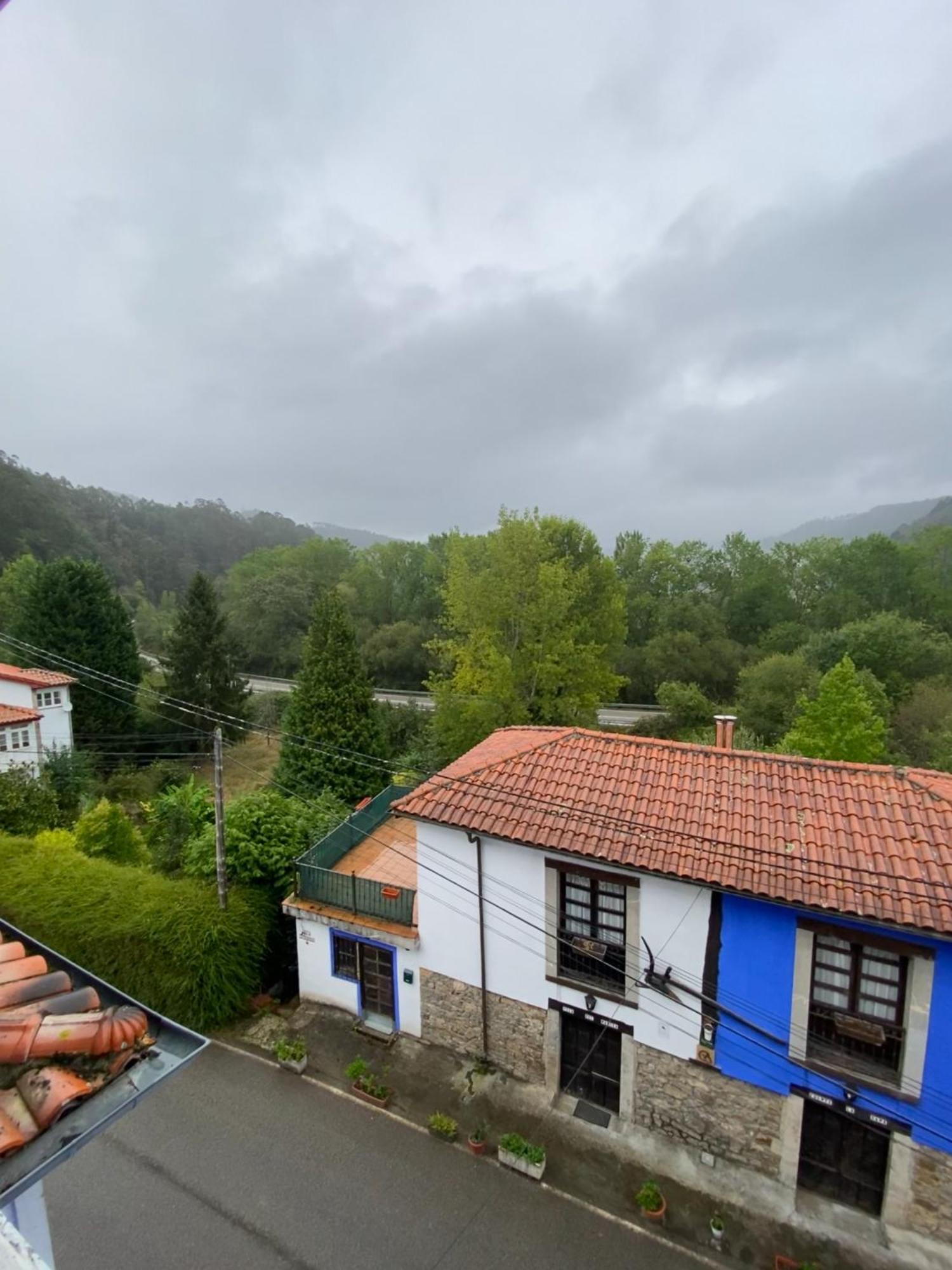 Corias Casona Junto Al Narcea Exterior foto