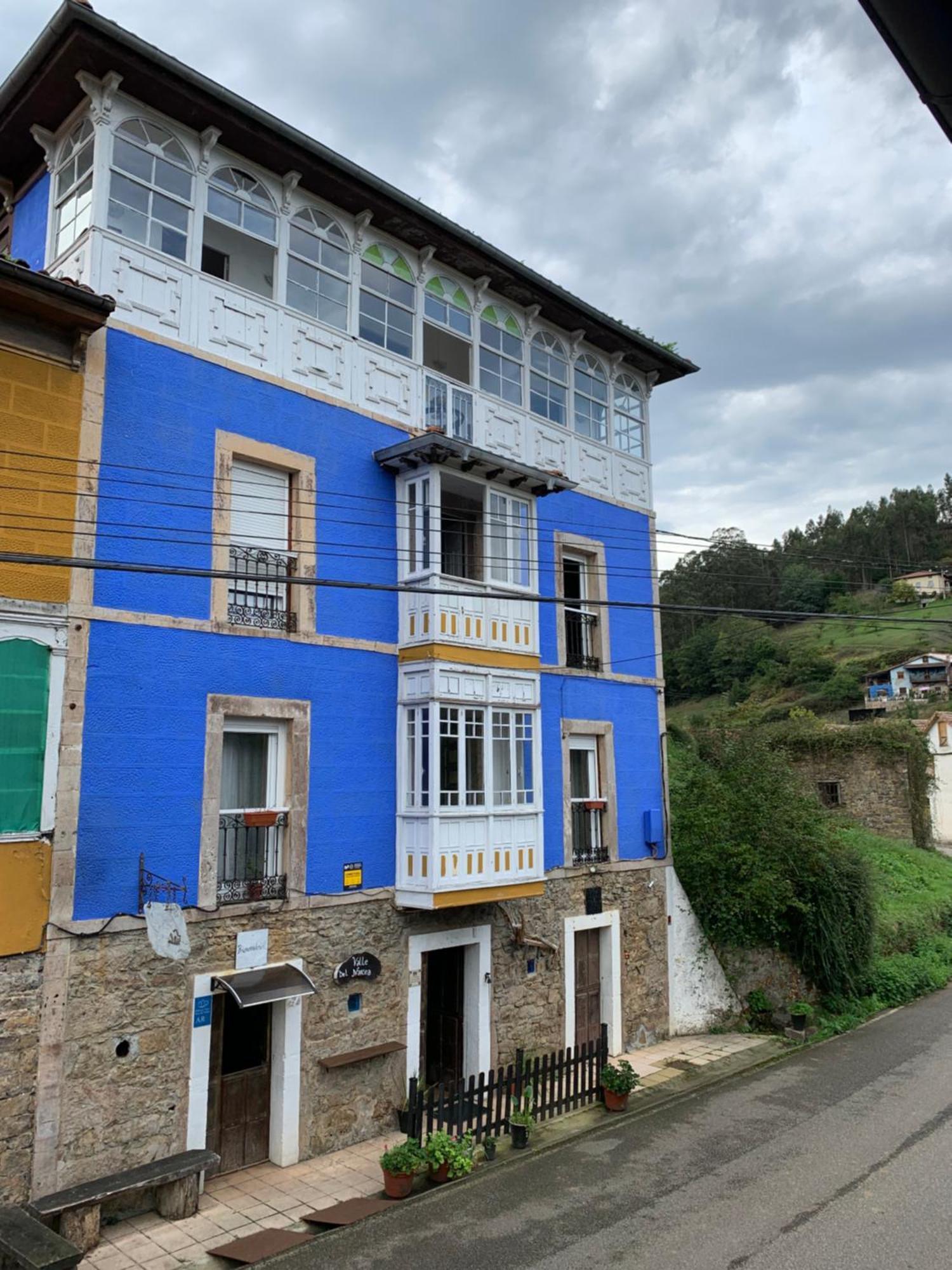 Corias Casona Junto Al Narcea Exterior foto